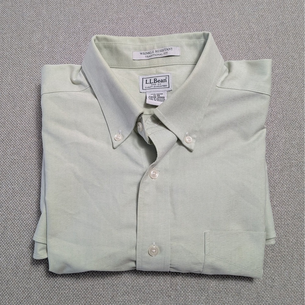 L.L.Bean Men's Dress Shirt Pale Green 17-33 Cotton Wrinkle Resistant
